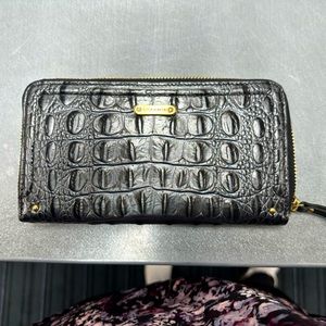 Brahmin wallet